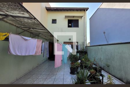 Casa à venda com 300m², 3 quartos e 4 vagasArea externa