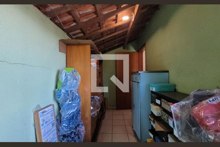 Casa à venda com 300m², 3 quartos e 4 vagasSala 2