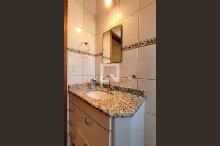 Casa à venda com 300m², 3 quartos e 4 vagasBanheiro da suíte