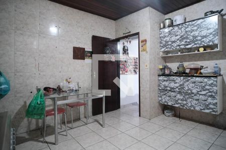 Casa à venda com 217m², 4 quartos e 2 vagas Casa à venda com 217m², 4 quartos e 2 vagascozinha 1
