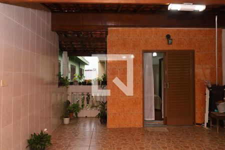 Casa à venda com 144m², 3 quartos e 2 vagasQuintal