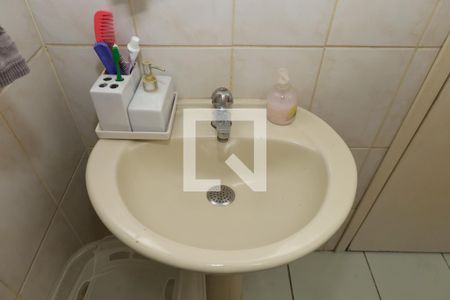 Casa à venda com 144m², 3 quartos e 2 vagasBanheiro 2