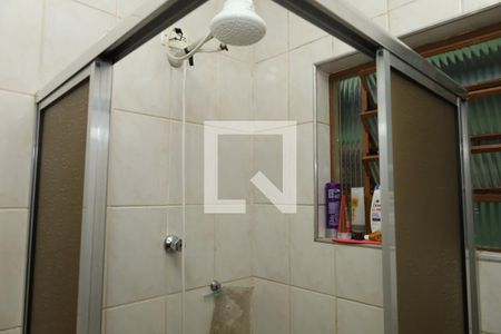 Casa à venda com 144m², 3 quartos e 2 vagasBanheiro