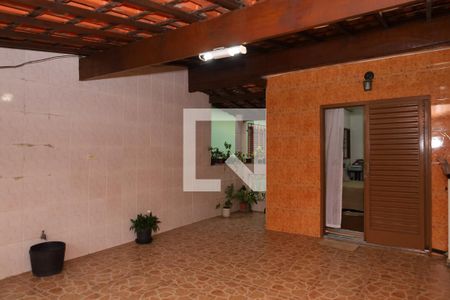 Casa à venda com 144m², 3 quartos e 2 vagasQuintal