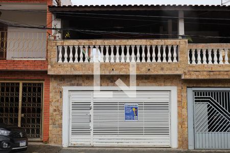 Casa à venda com 144m², 3 quartos e 2 vagasFachada