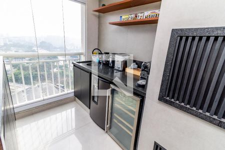 Apartamento para alugar com 100m², 2 quartos e 2 vagas Apartamento para alugar com 100m², 2 quartos e 2 vagasVaranda