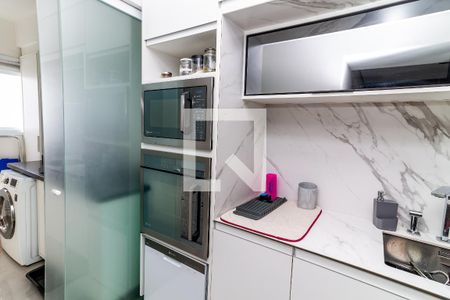 Apartamento para alugar com 100m², 2 quartos e 2 vagas Apartamento para alugar com 100m², 2 quartos e 2 vagasCozinha