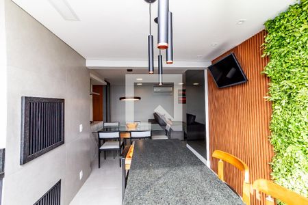 Apartamento para alugar com 100m², 2 quartos e 2 vagas Apartamento para alugar com 100m², 2 quartos e 2 vagasVaranda