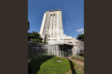 Apartamento para alugar com 100m², 2 quartos e 2 vagas Apartamento para alugar com 100m², 2 quartos e 2 vagasFachada