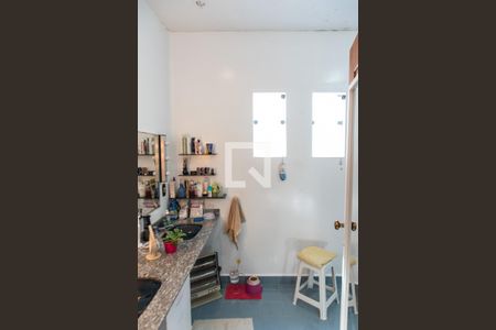 Casa à venda com 250m², 5 quartos e 10 vagasBanheiro da suíte 4