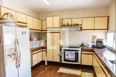 Casa à venda com 250m², 5 quartos e 10 vagasCozinha