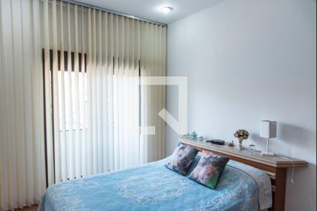 Casa à venda com 250m², 5 quartos e 10 vagasSuíte 2