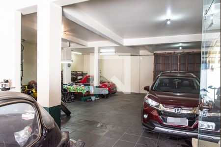 Casa à venda com 250m², 5 quartos e 10 vagasGaragem