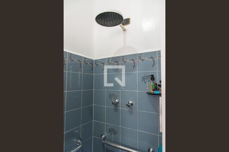 Casa à venda com 250m², 5 quartos e 10 vagasBanheiro da suíte 4