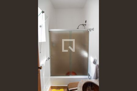 Casa à venda com 250m², 5 quartos e 10 vagasBanheiro da suíte 1