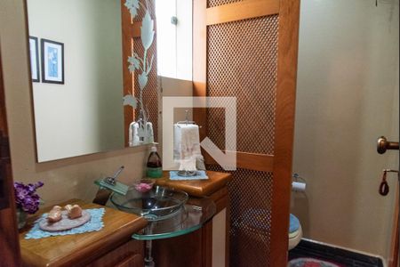 Casa à venda com 250m², 5 quartos e 10 vagasLavabo