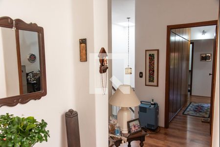 Casa à venda com 250m², 5 quartos e 10 vagasHall dos quartos