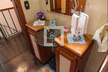 Casa à venda com 250m², 5 quartos e 10 vagasLavabo