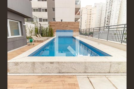Apartamento à venda com 23m², 1 quarto e sem vaga Apartamento à venda com 23m², 1 quarto e sem vagaÁrea comum - Piscina