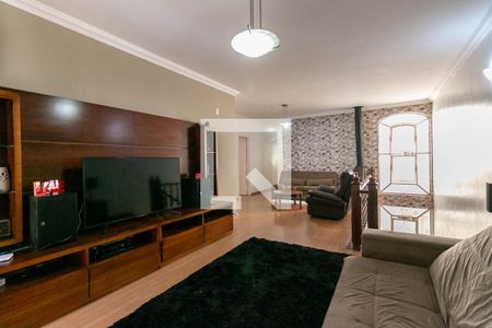 Casa à venda com 306m², 5 quartos e 4 vagas Casa à venda com 306m², 5 quartos e 4 vagasPiso superior