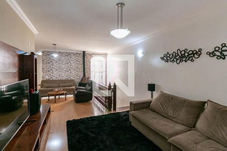 Casa à venda com 306m², 5 quartos e 4 vagas Casa à venda com 306m², 5 quartos e 4 vagasPiso superior