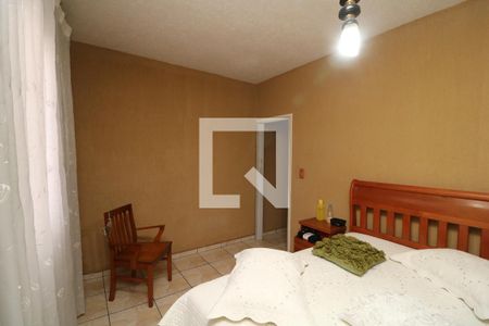 Casa à venda com 325m², 5 quartos e 2 vagasQuarto 5