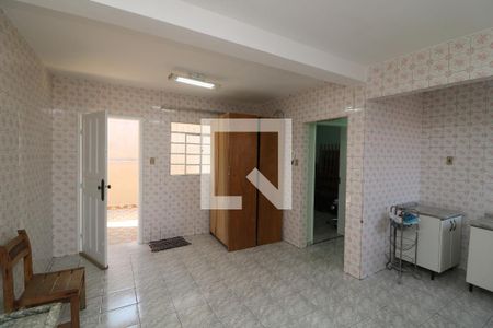 Casa à venda com 325m², 5 quartos e 2 vagasCozinha