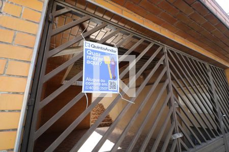 Casa à venda com 325m², 5 quartos e 2 vagasFachada