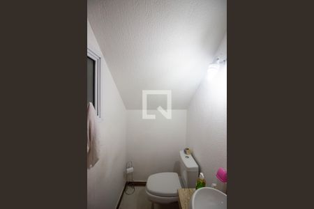 Casa à venda com 105m², 3 quartos e 3 vagas Casa à venda com 105m², 3 quartos e 3 vagasLavabo