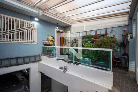 Casa à venda com 105m², 3 quartos e 3 vagas Casa à venda com 105m², 3 quartos e 3 vagasÁrea Externa