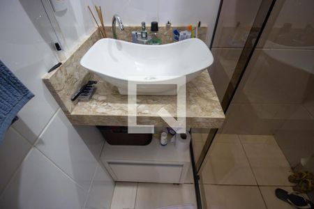 Casa à venda com 105m², 3 quartos e 3 vagas Casa à venda com 105m², 3 quartos e 3 vagas
Banheiro