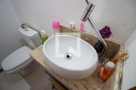 Casa à venda com 105m², 3 quartos e 3 vagas Casa à venda com 105m², 3 quartos e 3 vagasLavabo