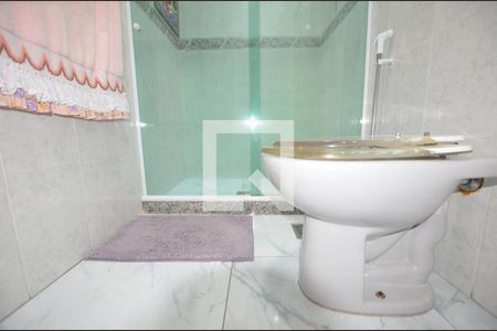 Apartamento à venda com 184m², 4 quartos e 2 vagasBanheiro da Suíte 1