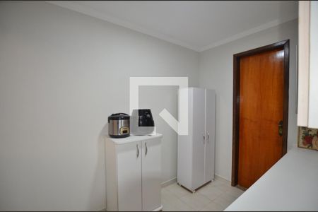 Apartamento à venda com 184m², 4 quartos e 2 vagasQuarto de Serviço