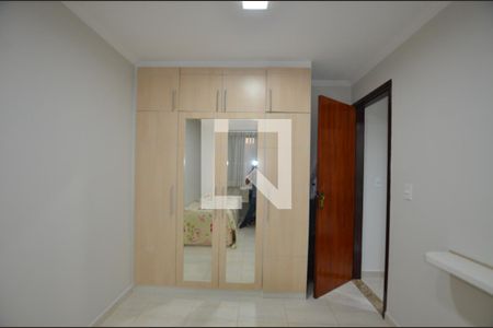 Apartamento à venda com 184m², 4 quartos e 2 vagasQuarto 3