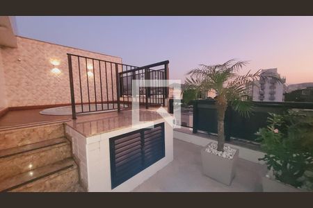 Apartamento à venda com 184m², 4 quartos e 2 vagasPiscina