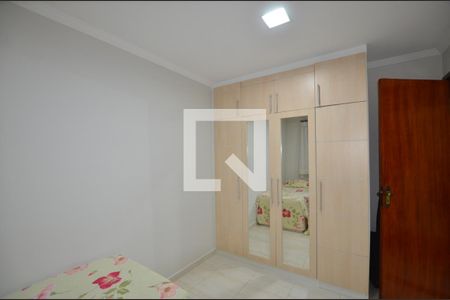 Apartamento à venda com 184m², 4 quartos e 2 vagasQuarto 3