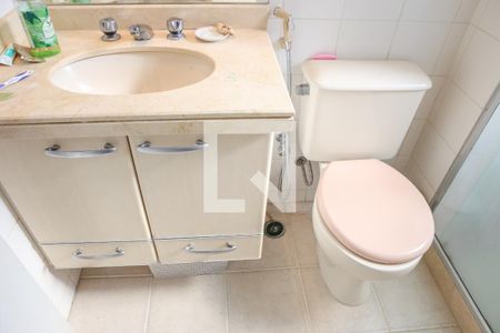 Apartamento à venda com 126m², 3 quartos e 2 vagasBanheiro da Suíte 2