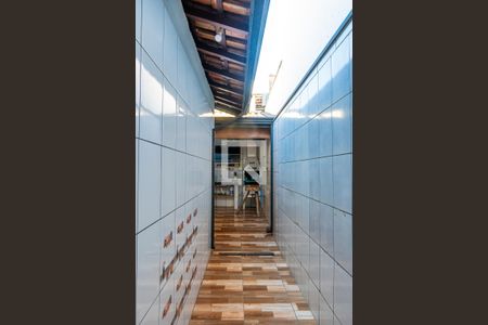 Casa à venda com 237m², 4 quartos e 4 vagas Casa à venda com 237m², 4 quartos e 4 vagasQuintal