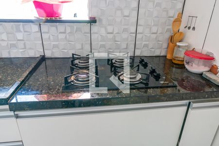 Casa à venda com 237m², 4 quartos e 4 vagas Casa à venda com 237m², 4 quartos e 4 vagasCozinha