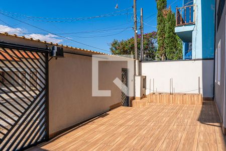 Casa à venda com 237m², 4 quartos e 4 vagas Casa à venda com 237m², 4 quartos e 4 vagasGaragem