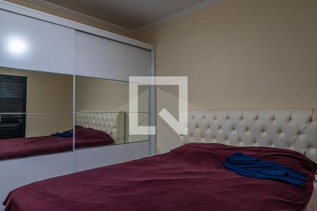 Casa à venda com 237m², 4 quartos e 4 vagas Casa à venda com 237m², 4 quartos e 4 vagasSuíte 2