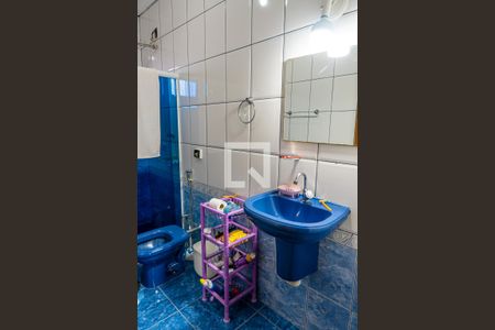 Casa à venda com 237m², 4 quartos e 4 vagas Casa à venda com 237m², 4 quartos e 4 vagasBanheiro da Suíte 2