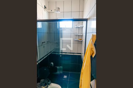 Casa à venda com 237m², 4 quartos e 4 vagas Casa à venda com 237m², 4 quartos e 4 vagasBanheiro da Suíte 1