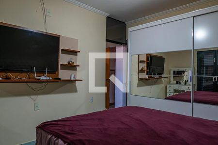Casa à venda com 237m², 4 quartos e 4 vagas Casa à venda com 237m², 4 quartos e 4 vagasSuíte 2