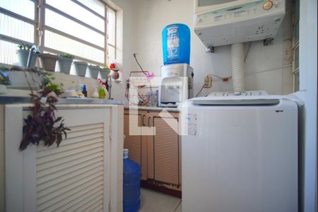 Casa à venda com 350m², 3 quartos e 2 vagasÁrea de Serviço