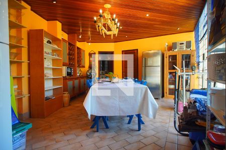 Casa à venda com 350m², 3 quartos e 2 vagasSalão de Festas