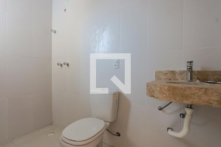 Casa à venda com 127m², 3 quartos e 2 vagas Casa à venda com 127m², 3 quartos e 2 vagasBanheiro da Suíte 2