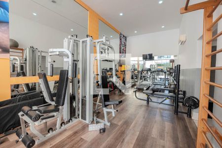 Studio à venda com 28m², 1 quarto e 1 vaga Studio à venda com 28m², 1 quarto e 1 vagaÁrea comum - Academia