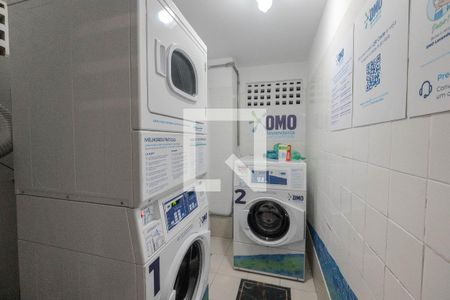 Studio à venda com 28m², 1 quarto e 1 vaga Studio à venda com 28m², 1 quarto e 1 vagaLavanderia